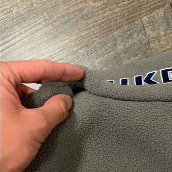 Vintage Nike Fleece Vest - Picture 6 of 7